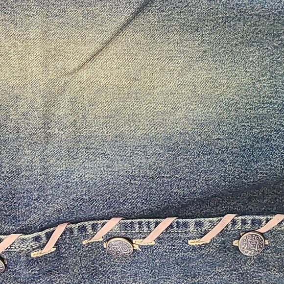 TANTRUMS Blue Jean Button Up Distressed Vest with Fringed Hem - Size XL - Picture 5 of 9